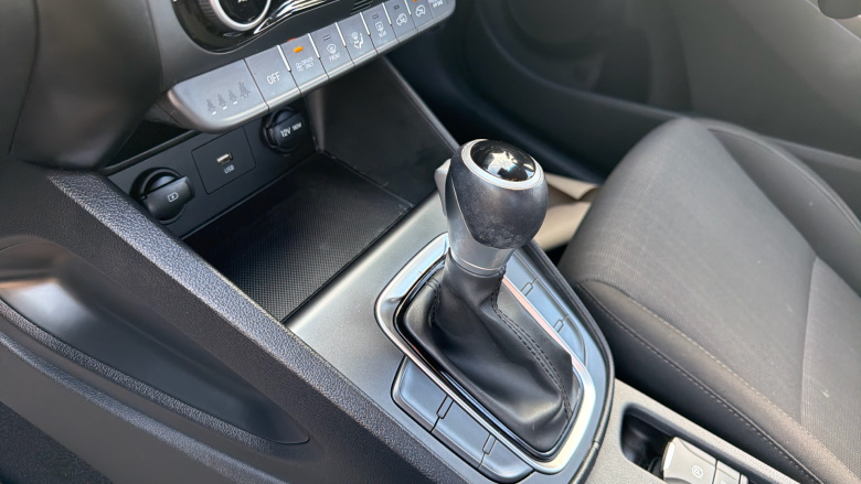 Hyundai Kona 1.6 GDi Hybrid SE Connect 5dr DCT Hybrid Hatchback